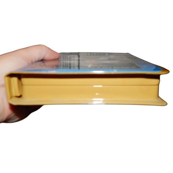 The Indian In The Cupboard vintage VHS in original plastic clamshell case - Picture 9 of 10